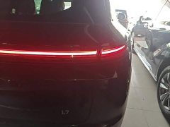 Li Auto L7 2023 Pro - ფოტო 8