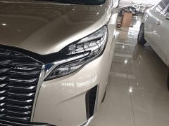 Buick GL8 ES Luxe Enjoyment Edition - ფოტო 18