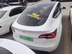 Tesla Model Y Rear-Wheel Drive - ფოტო 6