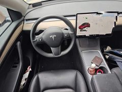Tesla Model Y Standard Range RWD - ფოტო 3