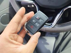 Land Rover Discovery Sport 249PS R-Dynamic S Performance 5-Seater - ფოტო 17