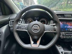 Nissan Qashqai Classic 2.0L CVT XV Comfort Edition - photo 4