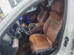 BMW 5 Series 525Li M Sport Package - ფოტო 12