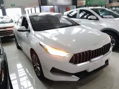 Kia K3 Facelift 1.5L CVT Fashion Edition - ფოტო 4