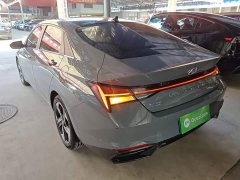 Hyundai Elantra 2022 1.5L CVT Luxury - ფოტო 5