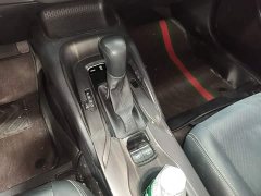 Toyota Corolla 2021 1.8L CVT Luxury - ფოტო 14