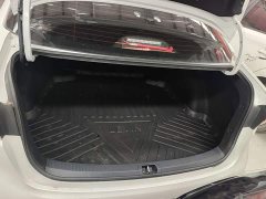 Toyota Corolla 2021 1.8L CVT Luxury - ფოტო 19
