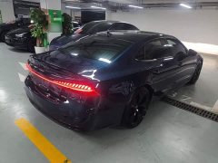 Audi A7L 55 TFSI quattro S-line Zhiyuan Flowing Crystal Package - ფოტო 7