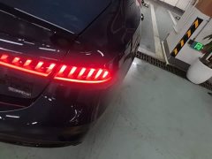 Audi A7L 55 TFSI quattro S-line Zhiyuan Flowing Crystal Package - ფოტო 8