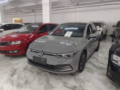 Volkswagen Golf 2023 Facelift 280TSI DSG Pro - ფოტო 1
