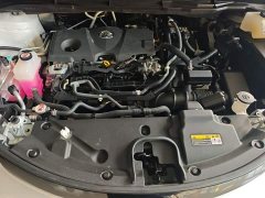 Toyota Sienna 2023 2.5L Hybrid Premium Edition - ფოტო 16
