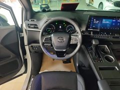 Toyota Sienna 2023 2.5L Hybrid Premium Edition - ფოტო 7