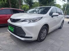 Toyota Sienna 2021 2.5L Hybrid Luxury - ფოტო 2