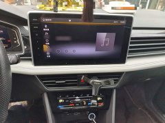 Volkswagen Tiguan L 330TSI Automatic FWD R-Line Comfort Edition - ფოტო 6