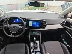 Volkswagen Jetta VS7 280TSI Automatic Glory Edition - ფოტო 13