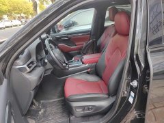 Toyota Crown Venza 2.5L HEV AWD Premier - ფოტო 11
