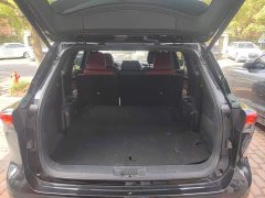 Toyota Crown Venza 2.5L HEV AWD Premier - ფოტო 15