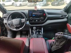 Toyota Crown Venza 2.5L HEV AWD Premier - ფოტო 6