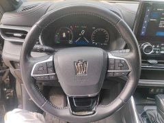 Toyota Crown Venza 2.5L HEV AWD Premier - ფოტო 7