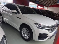 Volkswagen Touareg 2021 2.0TSI Ruishang Edition - ფოტო 4