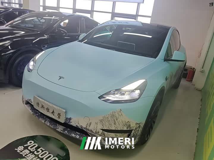 Tesla Model Y Facelift Rear-Wheel Drive