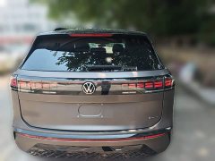 Volkswagen Teramont Pro 450TSI AWD Summit Edition - ფოტო 10