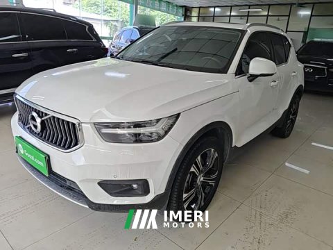 2021 Volvo XC40 T4 AWD Smart Remote Luxury Edition - автомобиль из Китая
