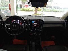 Volvo XC40 T4 AWD Smart Remote Luxury Edition - photo 10