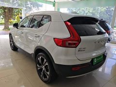 Volvo XC40 T4 AWD Smart Remote Luxury Edition - photo 5