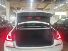 BMW 3 Series Facelift 325Li M Sport Package - ფოტო 19