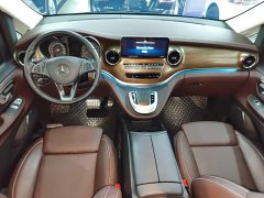 Mercedes-Benz V-Class 2022 V 260 L Long Wheelbase Luxury Edition - ფოტო 10