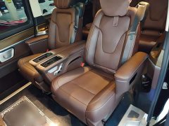 Mercedes-Benz V-Class 2022 V 260 L Long Wheelbase Luxury Edition - ფოტო 17