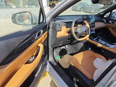 Geely Boyue L 2025 Fourth Generation 1.5TD DCT Shanhe - ფოტო 12