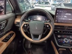 Lincoln Explorer 2.0T FWD Elegant Edition - ფოტო 11