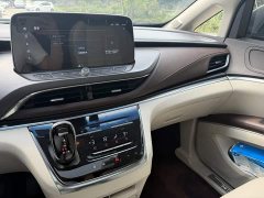 Buick GL8 Land Business Class 652T Smart Premium Edition - ფოტო 6