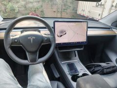 Tesla Model Y Long Range All-Wheel Drive - ფოტო 10