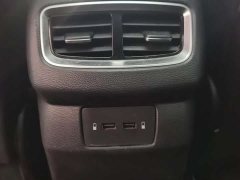 Hongqi H5 2020 1.8T Automatic Smart Connected Qiyun Edition - ფოტო 15