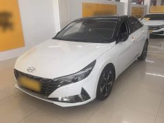 Hyundai Elantra 2022 1.5L CVT Luxury - ფოტო 1