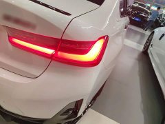 BMW 3 Series 325i M Sport Package - ფოტო 8