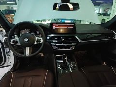 BMW 5 Series Facelift 530Li Premier M Sport Package - ფოტო 10