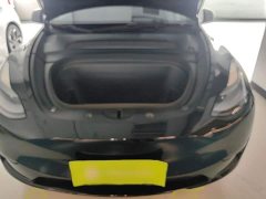 Tesla Model Y Rear-Wheel Drive - ფოტო 20