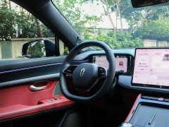 AITO M5 Extended Range Max RS AWD Advanced Intelligent Driving Edition - ფოტო 5