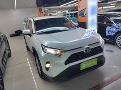 Toyota RAV4 2020 2.0L CVT FWD Urban Edition - ფოტო 4
