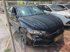 Volkswagen Passat Facelift 330TSI Starry Sky Luxury Edition - ფოტო 4