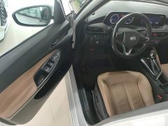 Buick GL6 323T Hybrid Connected Luxury - ფოტო 16