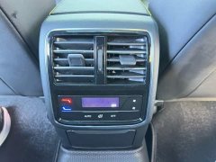 Volkswagen CC 380TSI Eye-Catching Popular Edition - фото 18