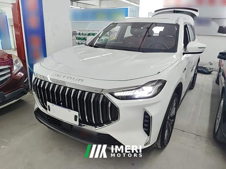 Jetour Jietu X70 PLUS 1.5T CVT Flagship PRO 5-Seater