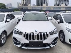 BMW X1 sDrive20Li Fashion - ფოტო 3