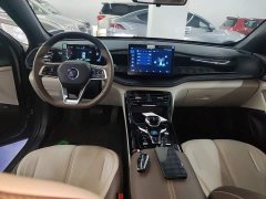 BYD Qin PLUS 2024 Glory Edition DM-i 55KM Leading - ფოტო 10