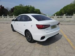SAIC MG i5 1.5L CVT Platinum Edition - ფოტო 15